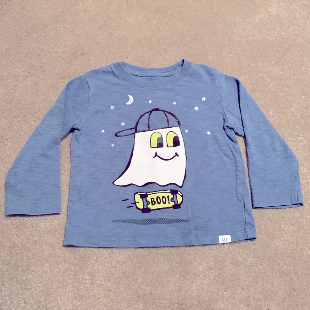 Boys Halloween “boo” long sleeve tee.